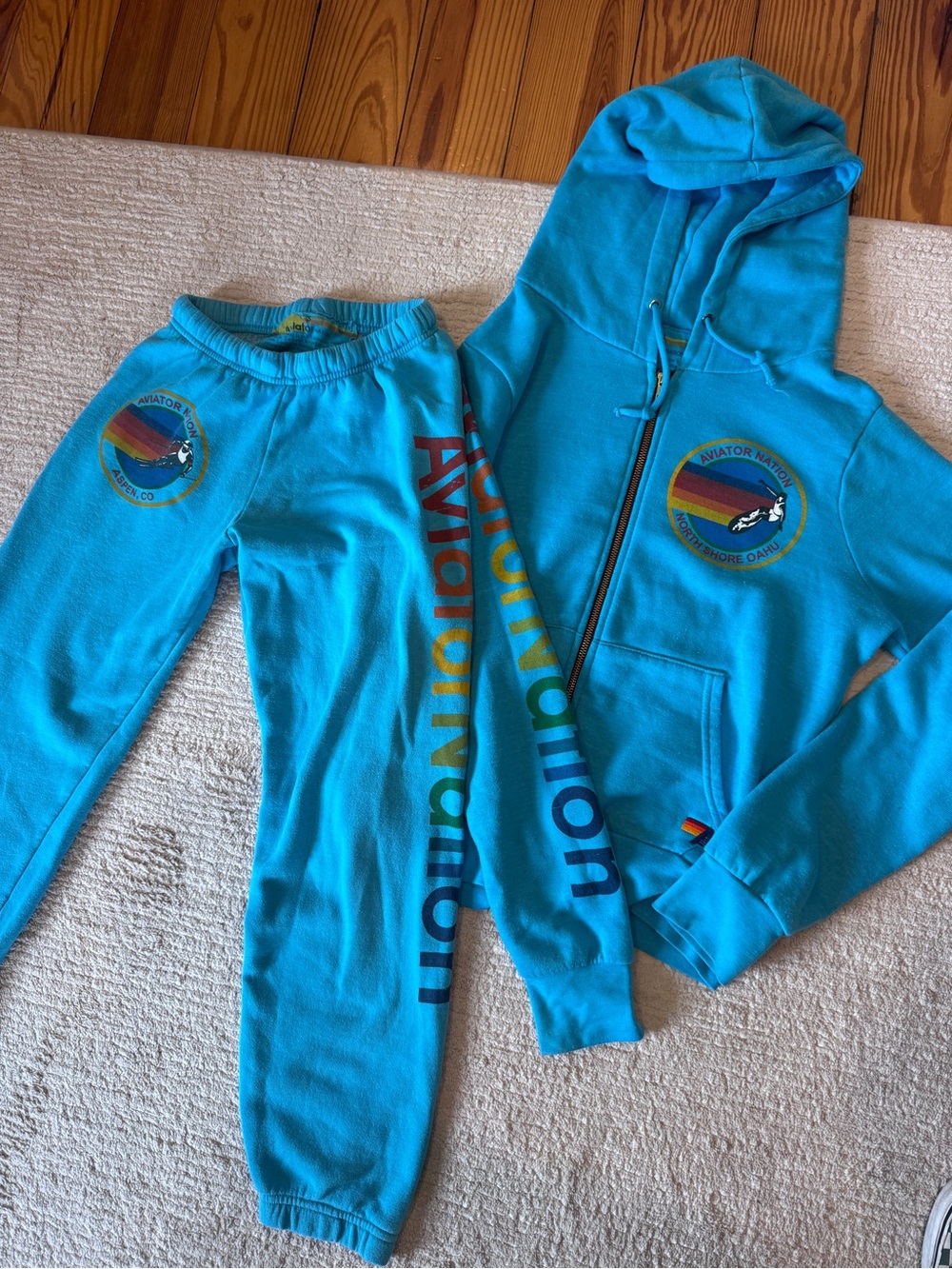 Aviator Nation women’s small Turquoise set pants and sweatshirt